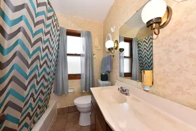 3617 S 13th St, Milwaukee, WI 53221 - Photo 11