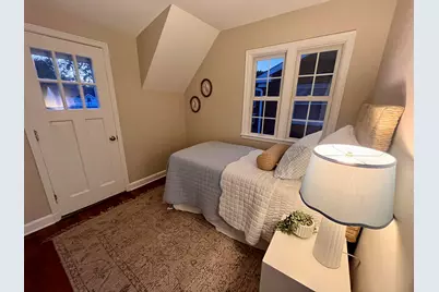 5159 N Santa Monica Blvd, Whitefish Bay, WI 53217 - Photo 9