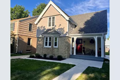 5159 N Santa Monica Blvd, Whitefish Bay, WI 53217 - Photo 1