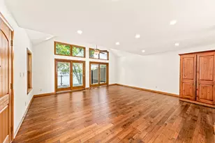 34639 Elm St, Summit, WI 53066 - Photo 7