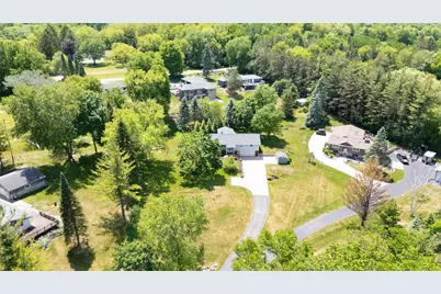 4003  Margolis Dr, West Bend, WI 53095 - Photo 31