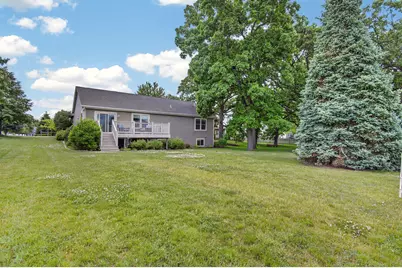 8791  83rd Pl, Pleasant Prairie, WI 53158 - Photo 5