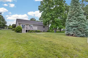 8791 83rd Pl, Pleasant Prairie, WI 53158 - Photo 5