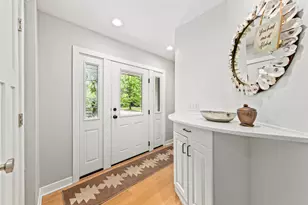 2045 Hawthorne Dr, Elm Grove, WI 53122 - Photo 25