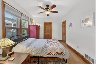 203 W Lloyd St #203, Milwaukee, WI 53212 - Photo 11