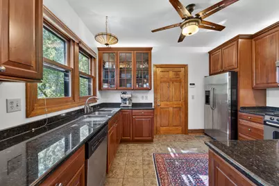 203 W Lloyd St #203, Milwaukee, WI 53212 - Photo 7