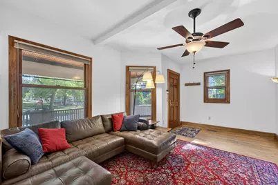 203 W Lloyd St #203, Milwaukee, WI 53212 - Photo 3