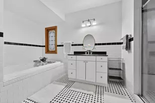 203 W Lloyd St, Milwaukee, WI 53212 - Photo 11