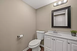 1522 Champion Ct, Oconomowoc, WI 53066 - Photo 33