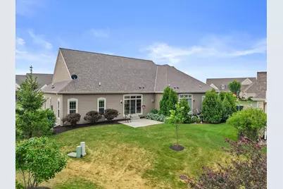 1522  Champion Ct, Oconomowoc, WI 53066 - Photo 5