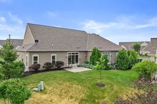 1522 Champion Ct, Oconomowoc, WI 53066 - Photo 5