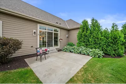 1522  Champion Ct, Oconomowoc, WI 53066 - Photo 7