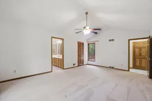 5321 W Woodland Dr, Brown Deer, WI 53223 - Photo 19