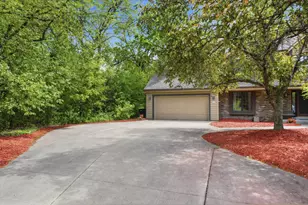 5321 W Woodland Dr, Brown Deer, WI 53223 - Photo 3