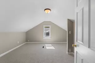 N39W27485 Hillside Grove Rd, Pewaukee, WI 53072 - Photo 19