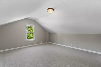 N39W27485  Hillside Grove Rd, Pewaukee, WI 53072 - Photo 17