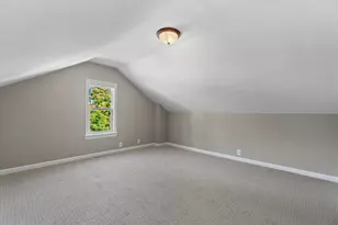 N39W27485 Hillside Grove Rd, Pewaukee, WI 53072 - Photo 17