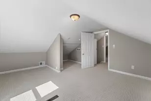 N39W27485 Hillside Grove Rd, Pewaukee, WI 53072 - Photo 13