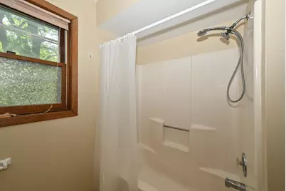 14325 W Lincoln Ave, New Berlin, WI 53151 - Photo 27