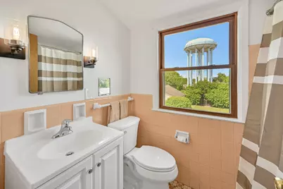 6319 N Bay Ridge Ave, Whitefish Bay, WI 53217 - Photo 25