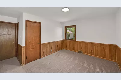 6319 N Bay Ridge Ave, Whitefish Bay, WI 53217 - Photo 19