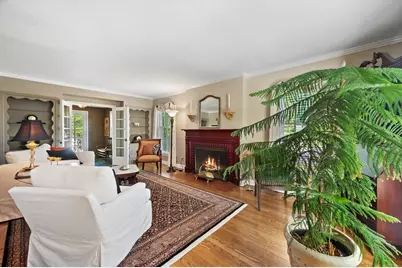 6175 N Kent Ave, Whitefish Bay, WI 53217 - Photo 3