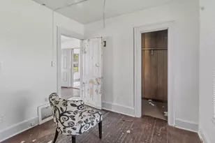 5550 N 39th St, Milwaukee, WI 53209 - Photo 11