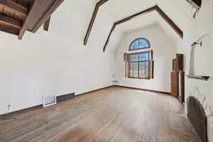 1555 E Olive St, Shorewood, WI 53211 - Photo 9