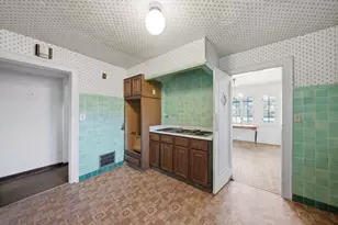 1555 E Olive St, Shorewood, WI 53211 - Photo 23