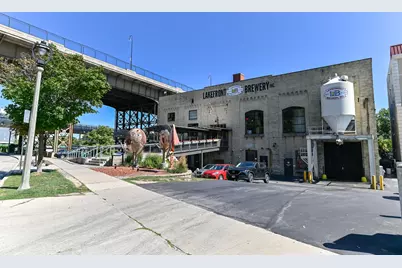 1915 N Water St #103, Milwaukee, WI 53202 - Photo 39