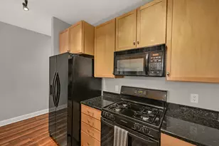1915 N Water St, Milwaukee, WI 53202 - Photo 11