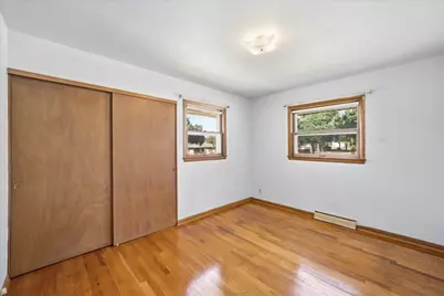 3201 S 98th St, Milwaukee, WI 53227 - Photo 13