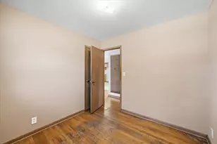 3201 S 98th St, Milwaukee, WI 53227 - Photo 19
