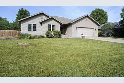 8230  6th St, Goodview, MN 55959 - Photo 1