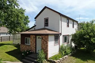 1222 S Wacouta Ave, Prairie Du Chien, WI 53821 - Photo 3