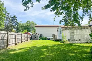 1222 S Wacouta Ave, Prairie Du Chien, WI 53821 - Photo 39