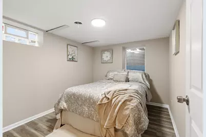 8750 W Hustis St, Milwaukee, WI 53224 - Photo 25