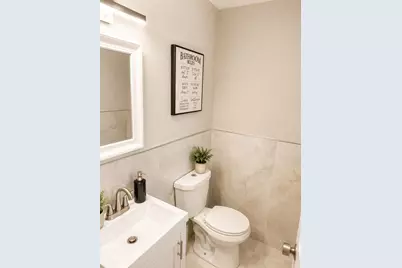 8750 W Hustis St, Milwaukee, WI 53224 - Photo 9