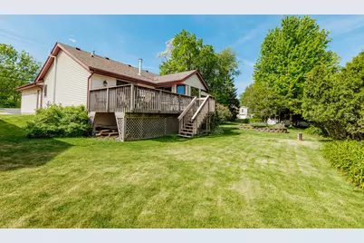 N26W27080  Prospect Ave, Pewaukee, WI 53072 - Photo 11