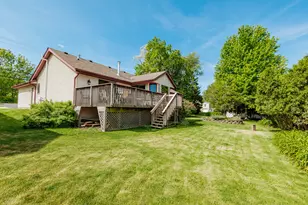 N26W27080 Prospect Ave, Pewaukee, WI 53072 - Photo 11