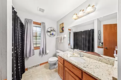 N26W27080  Prospect Ave, Pewaukee, WI 53072 - Photo 29
