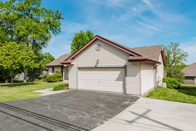 N26W27080  Prospect Ave, Pewaukee, WI 53072 - Photo 7