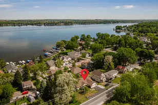 N26W27080 Prospect Ave, Pewaukee, WI 53072 - Photo 3