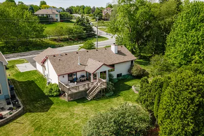 N26W27080  Prospect Ave, Pewaukee, WI 53072 - Photo 7