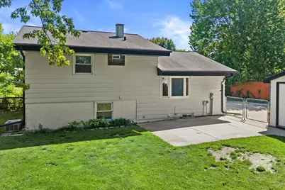 2510  Bittersweet Ct, Racine, WI 53402 - Photo 19