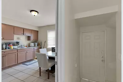 5736 N 99th St #5738, Milwaukee, WI 53225 - Photo 7