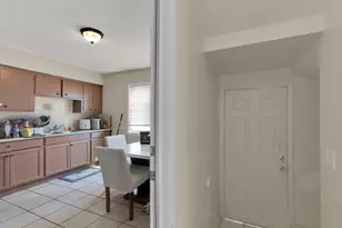 5736 N 99th St, Milwaukee, WI 53225 - Photo 7
