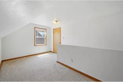3147 S Brisbane Ave, Milwaukee, WI 53207 - Photo 17