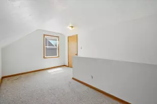 3147 S Brisbane Ave, Milwaukee, WI 53207 - Photo 17