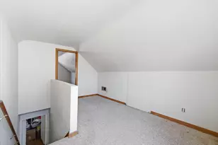 3147 S Brisbane Ave, Milwaukee, WI 53207 - Photo 15